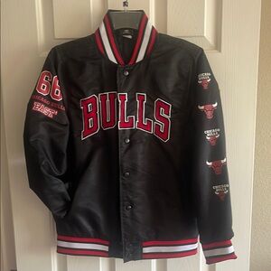 NBA Chicago Bulls Black and Red Varsity Bomber Jacket size 14/16
